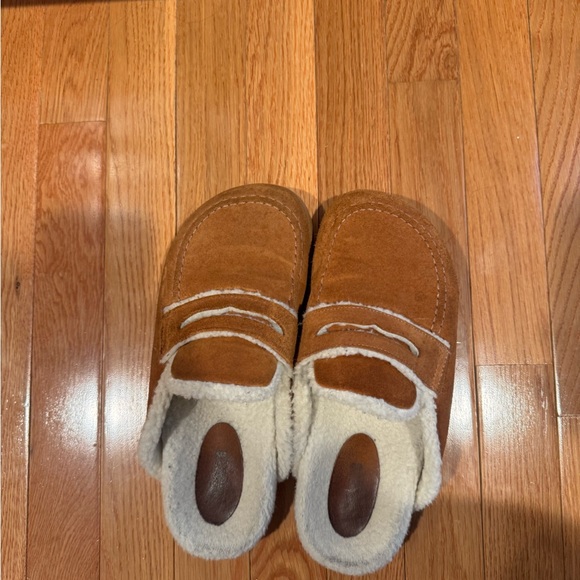 Anthropologie Shoes - Anthropologie Maeve slip on shoes